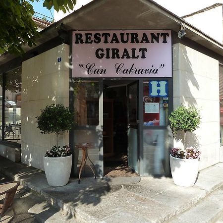 Restaurant Fonda Giralt Hotel Amer Ngoại thất bức ảnh